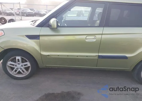 2010 Kia Soul + from USA, damaged, VIN KNDJT2A25A7086342